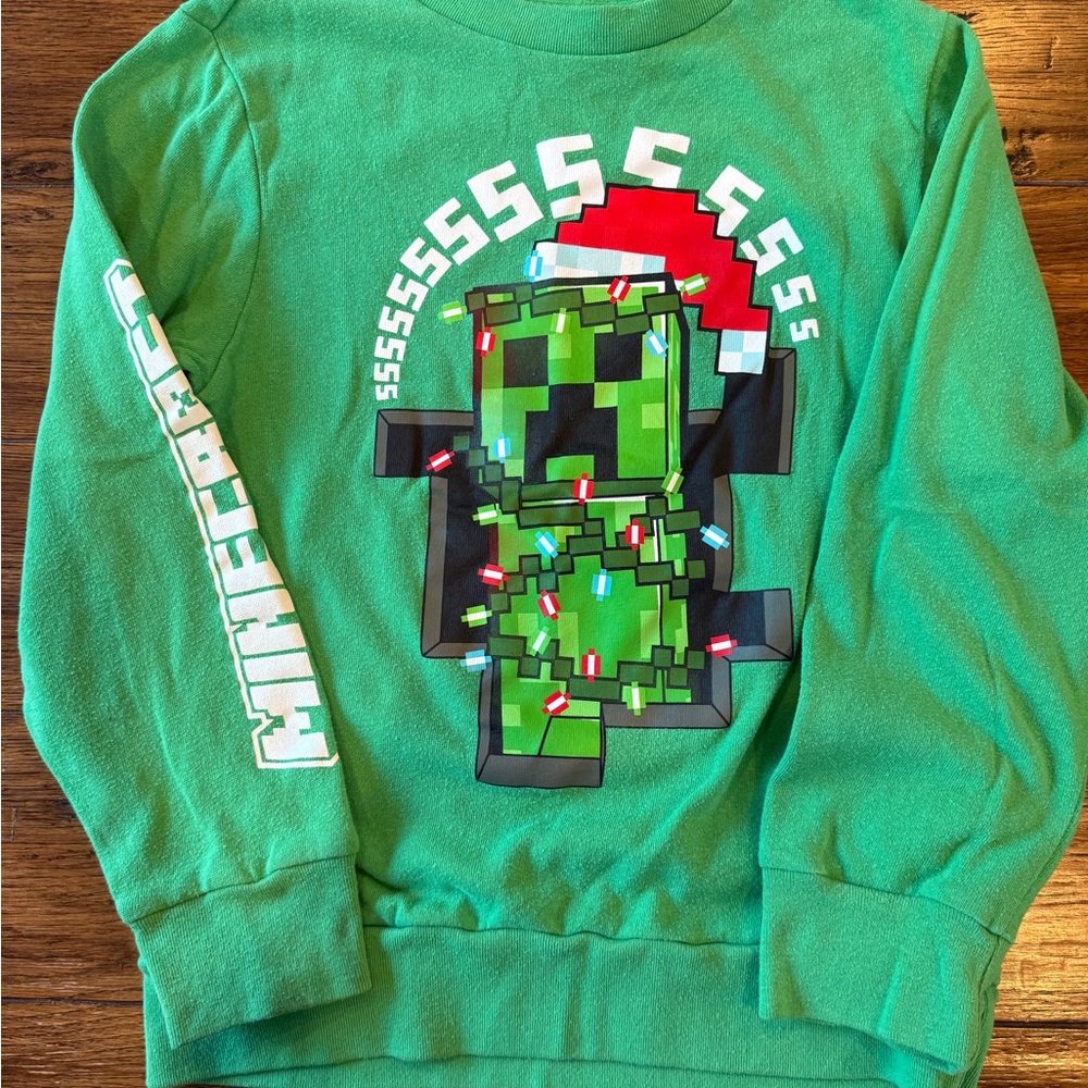 Kids Christmas Minecraft sweatshirt - Size Medium